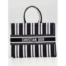 Сумка Christian Dior